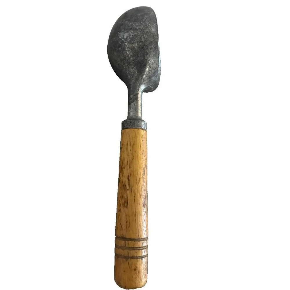 Vintage Sourceline Ice Cream Scoop Wooden Handle Taiwan